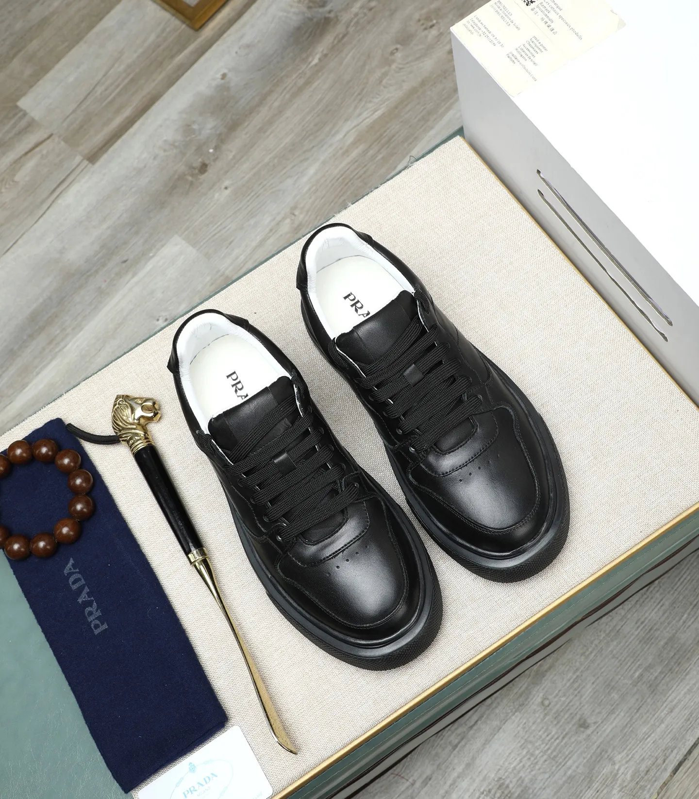 Men's shoes 💰500 🌹🌹[PRADA—Prada] 2025 latest model 🙈original replica! 👟👟👟Available here. The workmanship is top-notch. The upper is made of Italian 🇮🇹Imported calfskin. ❗️Breathable genuine leather lining @Suitable for travel. The original version has an enlarged engraved sole, making it suitable for all kinds of travels, showing low-key luxury. Let quality speak for itself. Color: Size: 38-44